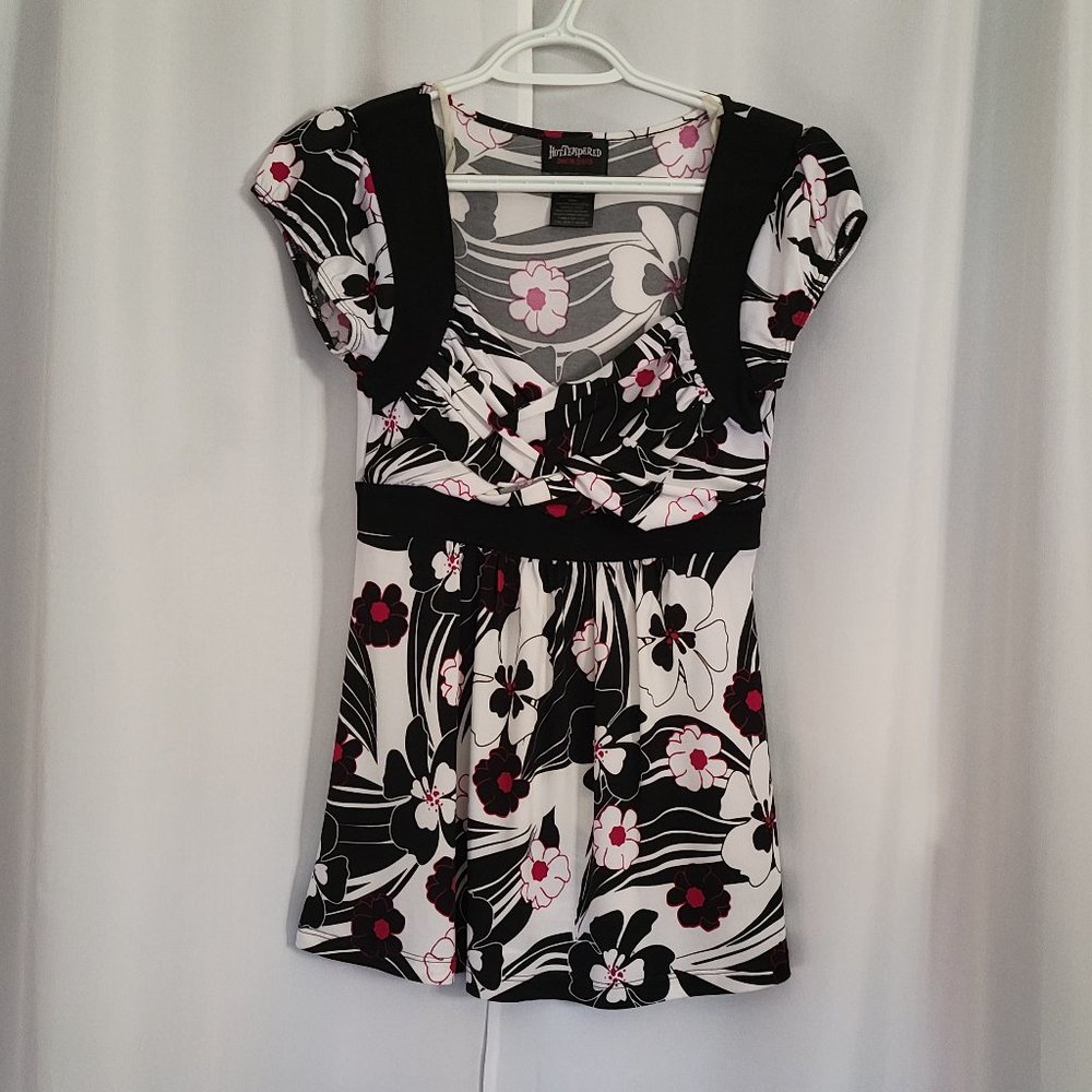 Cute Hot Tempered top